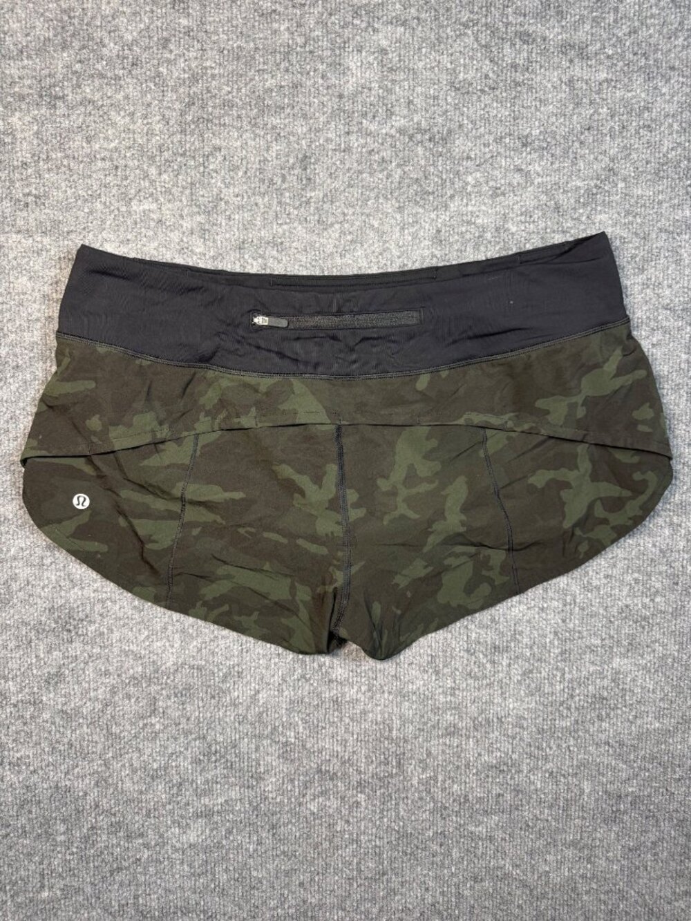 Lululemon Speed Up Short 2.5" Size 10 W7AJSR - Picture 3 of 3